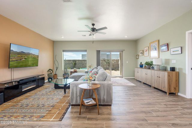3798 Gibraltar Road, Las Cruces, NM 88012