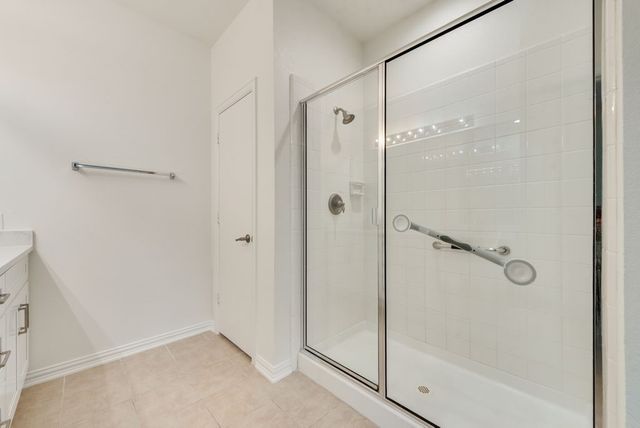 233 Heritage Hill Drive, Lewisville, TX 75067