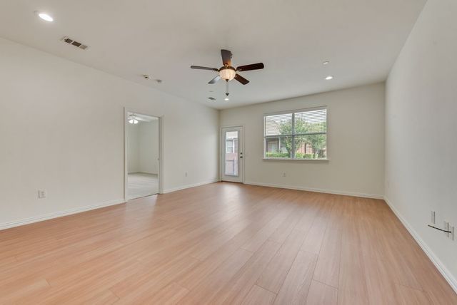 233 Heritage Hill Drive, Lewisville, TX 75067