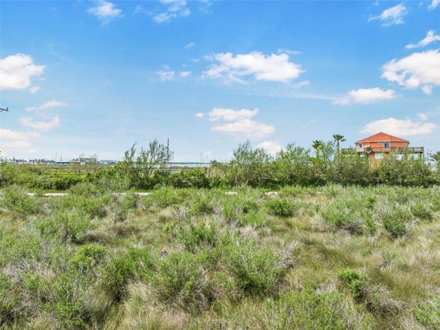 1110 Gulf Supply Road, Bolivar Peninsula, TX 77617