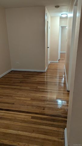 94-30 58th Avenue 5K, Elmhurst, NY 11373