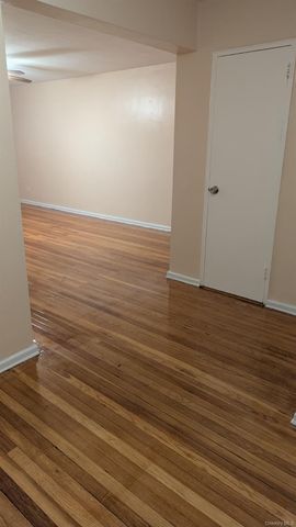 94-30 58th Avenue 5K, Elmhurst, NY 11373