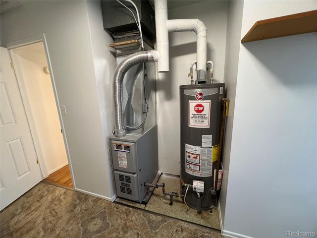 2638 Patrick Henry Court, Auburn Hills, MI 48326