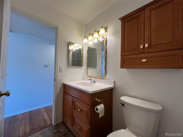 2638 Patrick Henry Court, Auburn Hills, MI 48326