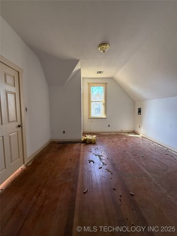 114 E Vinita, Sulphur, OK 73086