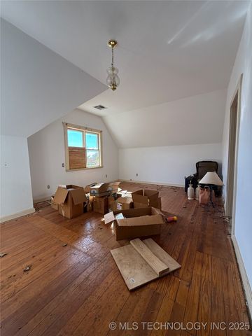 114 E Vinita, Sulphur, OK 73086