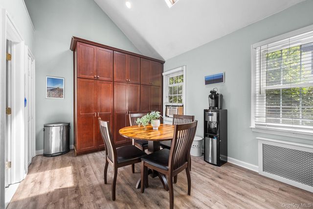 3 Demott Avenue, Rockville Centre, NY 11570