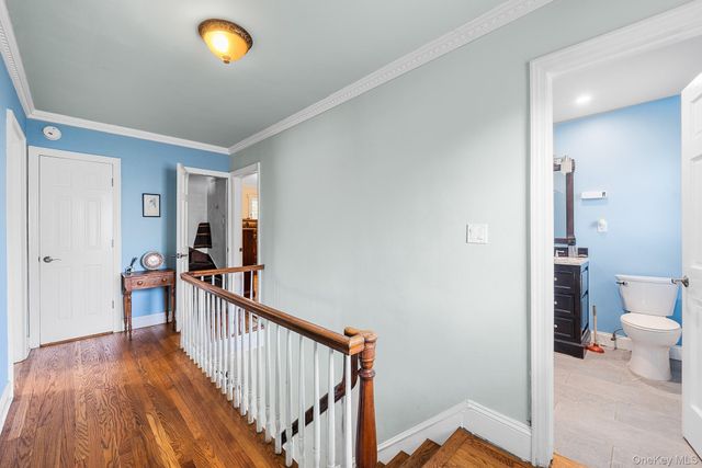 3 Demott Avenue, Rockville Centre, NY 11570