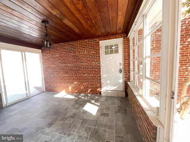 6048 OLD TELEGRAPH RD, Alexandria, VA 22310