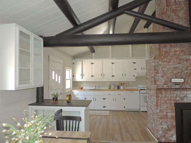 37 Symonds Lane, Washington, NH 03280