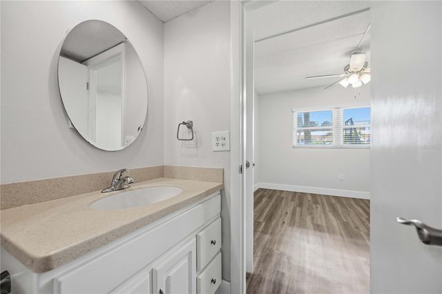 270 SANTA MARIA STREET 104, Venice, FL 34285