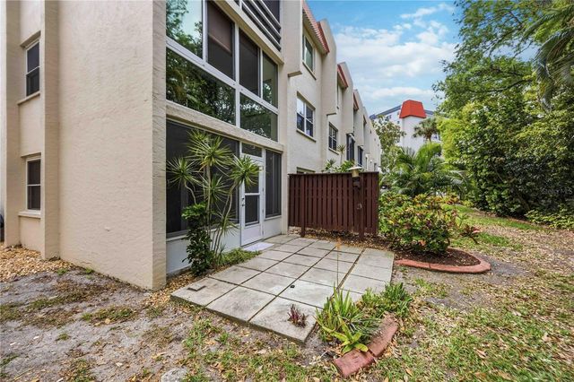 270 SANTA MARIA STREET 104, Venice, FL 34285