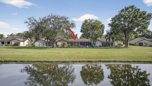 160 Ramblewood Circle, Royal Palm Beach, FL 33411