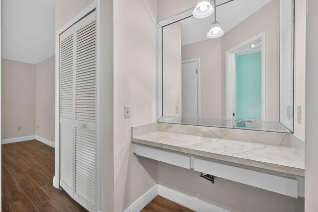 160 Ramblewood Circle, Royal Palm Beach, FL 33411