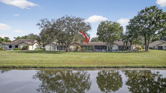 160 Ramblewood Circle, Royal Palm Beach, FL 33411