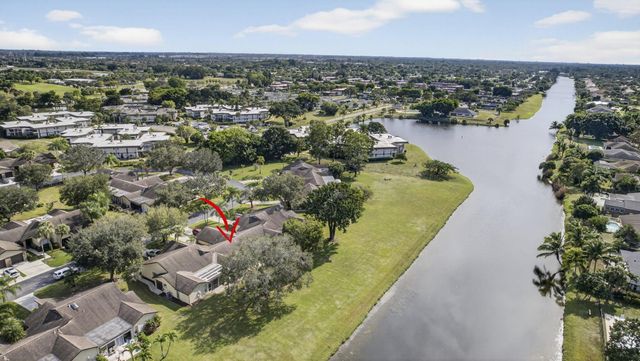 160 Ramblewood Circle, Royal Palm Beach, FL 33411