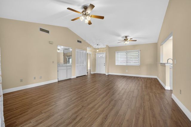 160 Ramblewood Circle, Royal Palm Beach, FL 33411