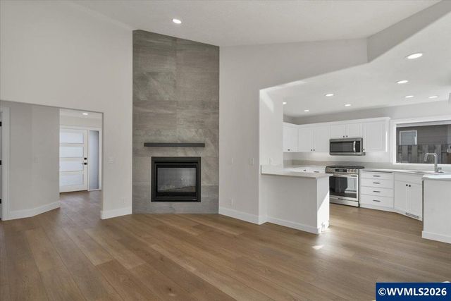 6095 Kite Ct N, Keizer, OR 97303