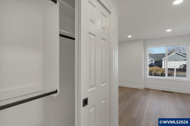 6095 Kite Ct N, Keizer, OR 97303