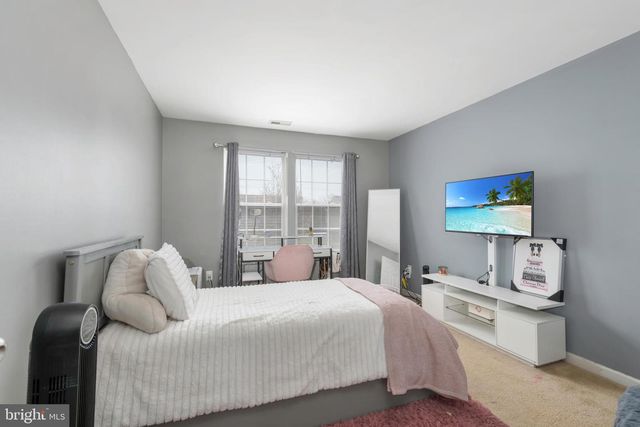 2520 OLD FARM DR, Vineland, NJ 08361