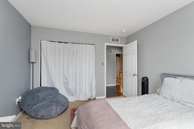 2520 OLD FARM DR, Vineland, NJ 08361