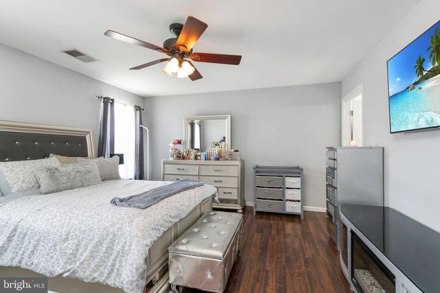 2520 OLD FARM DR, Vineland, NJ 08361