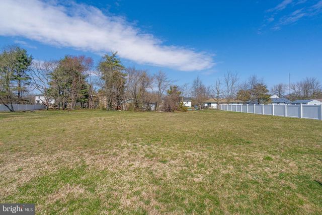 2520 OLD FARM DR, Vineland, NJ 08361