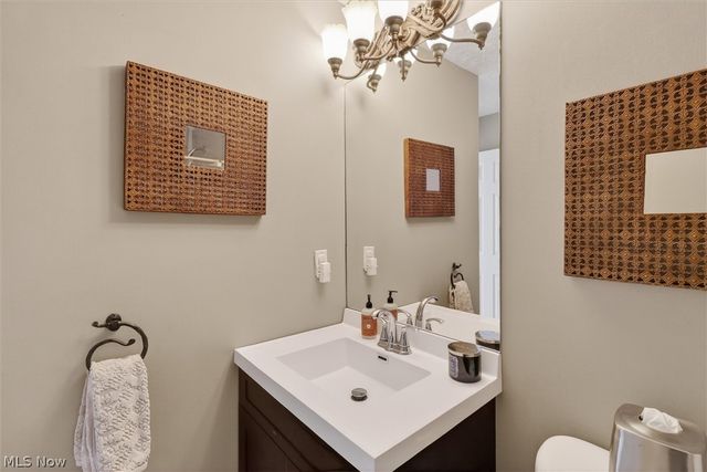 7477 Ludwin Drive, Seven Hills, OH 44131