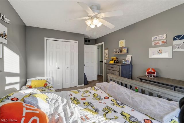 7477 Ludwin Drive, Seven Hills, OH 44131