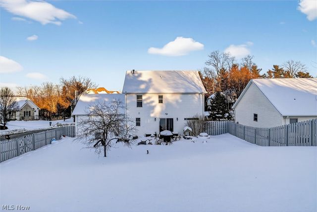 7477 Ludwin Drive, Seven Hills, OH 44131