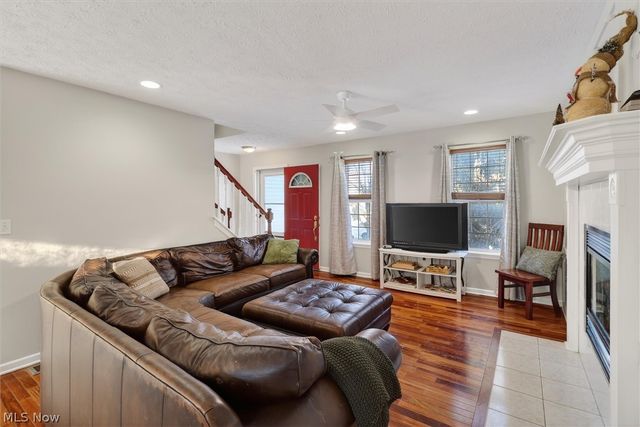 7477 Ludwin Drive, Seven Hills, OH 44131