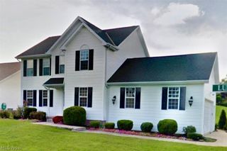 7477 Ludwin Drive, Seven Hills, OH 44131