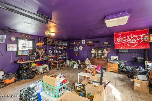 37 Beaconlight Avenue, Keansburg, NJ 07734