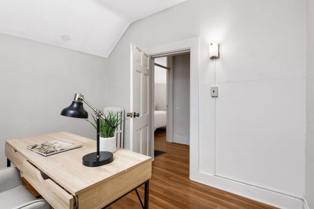 511 W 22nd Street, Minneapolis, MN 55405