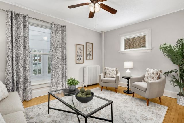 511 W 22nd Street, Minneapolis, MN 55405