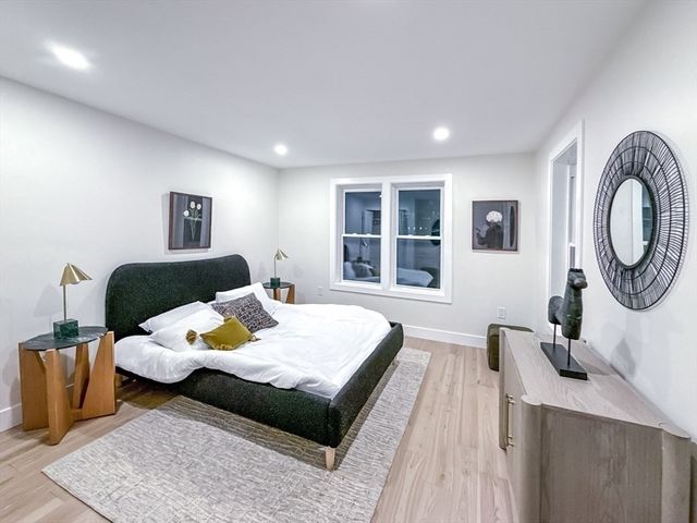 469 Washington Ave B, Chelsea, MA 02150