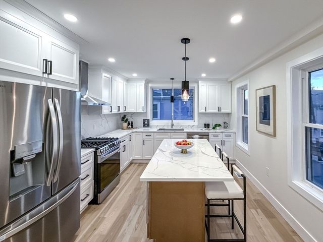 469 Washington Ave B, Chelsea, MA 02150