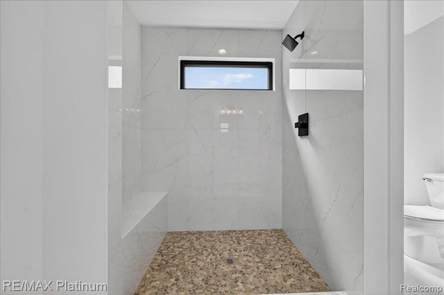 0002 Key West Way, Lake Orion, MI 48360
