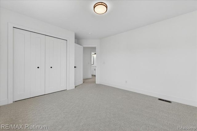 0002 Key West Way, Lake Orion, MI 48360
