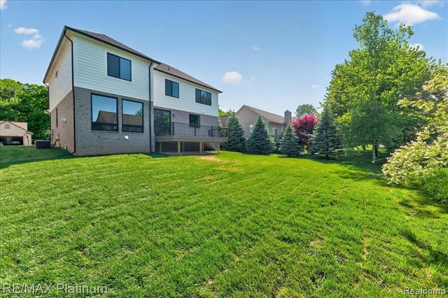 0002 Key West Way, Lake Orion, MI 48360