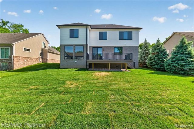 0002 Key West Way, Lake Orion, MI 48360