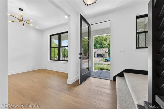 0002 Key West Way, Lake Orion, MI 48360