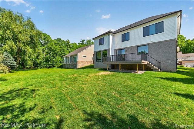 0002 Key West Way, Lake Orion, MI 48360