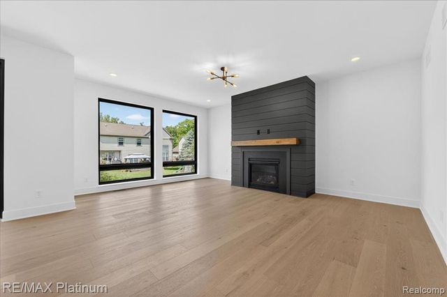 0002 Key West Way, Lake Orion, MI 48360