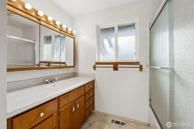 19648 105th Avenue SE, Renton, WA 98055