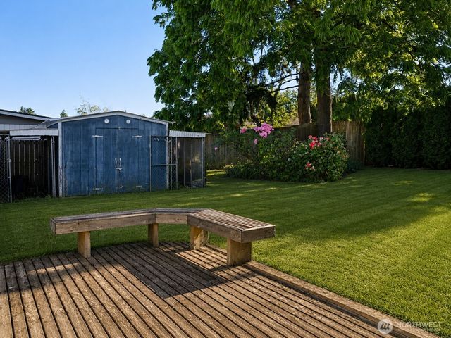 19648 105th Avenue SE, Renton, WA 98055
