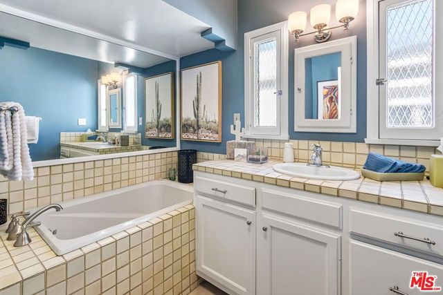 4180 Keystone Avenue, Culver City, CA 90232