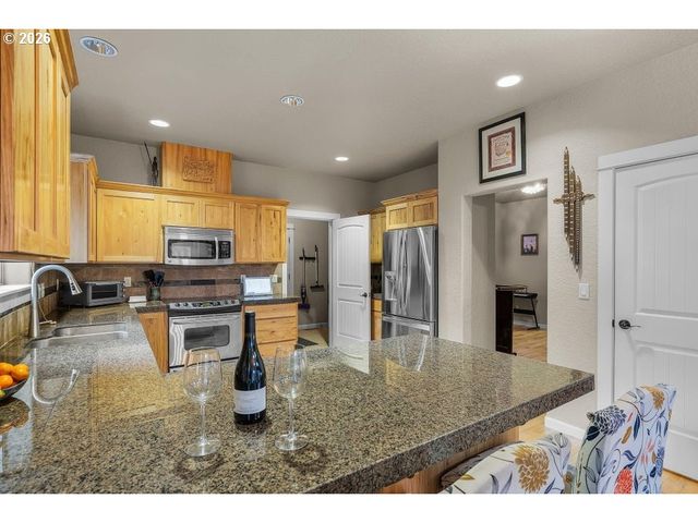 53591 BROOKIE Way, La Pine, OR 97739