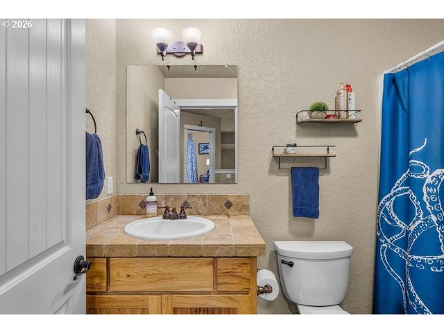 53591 BROOKIE Way, La Pine, OR 97739