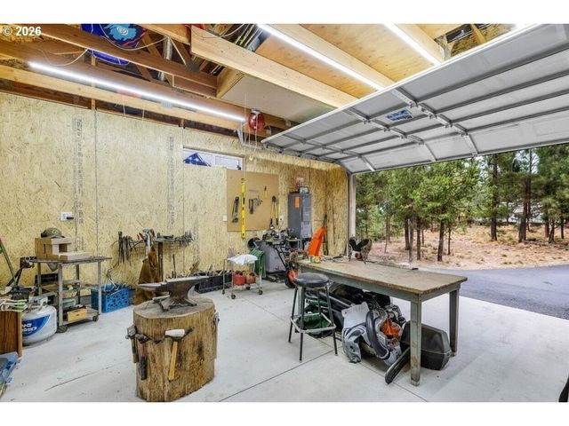 53591 BROOKIE Way, La Pine, OR 97739